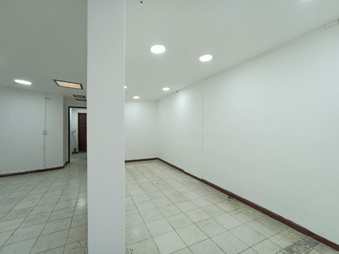 Local en arriendo en Centenario, Cali, 302 m² · foto 13 de 19