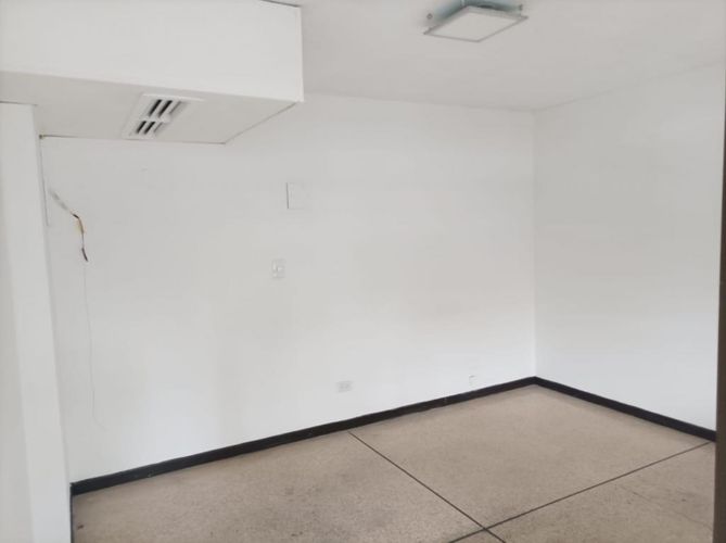 Oficina en arriendo en San Vicente, Cali, 25 m² · foto 9 de 16