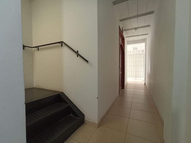 Local en arriendo en Guayaquil, Cali, 44 m² · foto 2 de 10