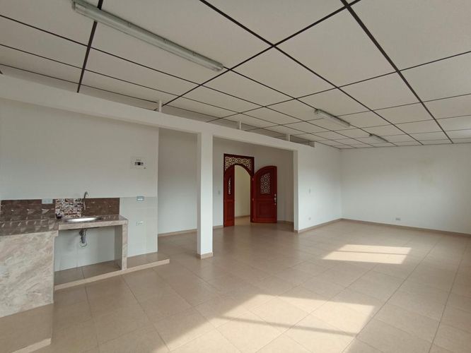 Local en arriendo en Guayaquil, Cali, 95 m² · foto 8 de 10
