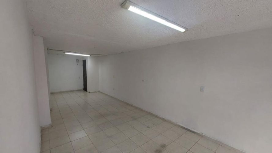 Local en arriendo en La Esmeralda, Cali, 35 m² · foto 8 de 17