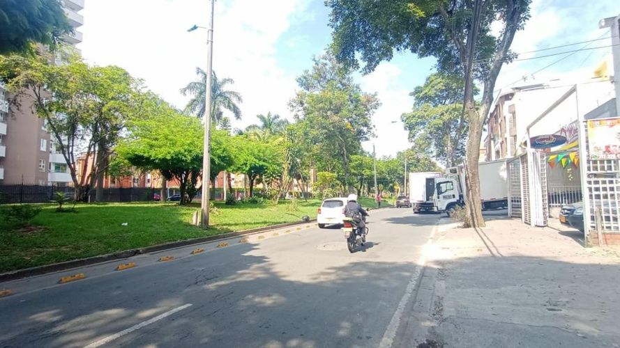 Local en arriendo en La Flora, Cali, 120 m² · foto 3 de 10