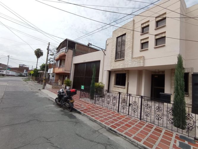 Oficina en arriendo en Acacias, Palmira, 280 m² · foto 2 de 24