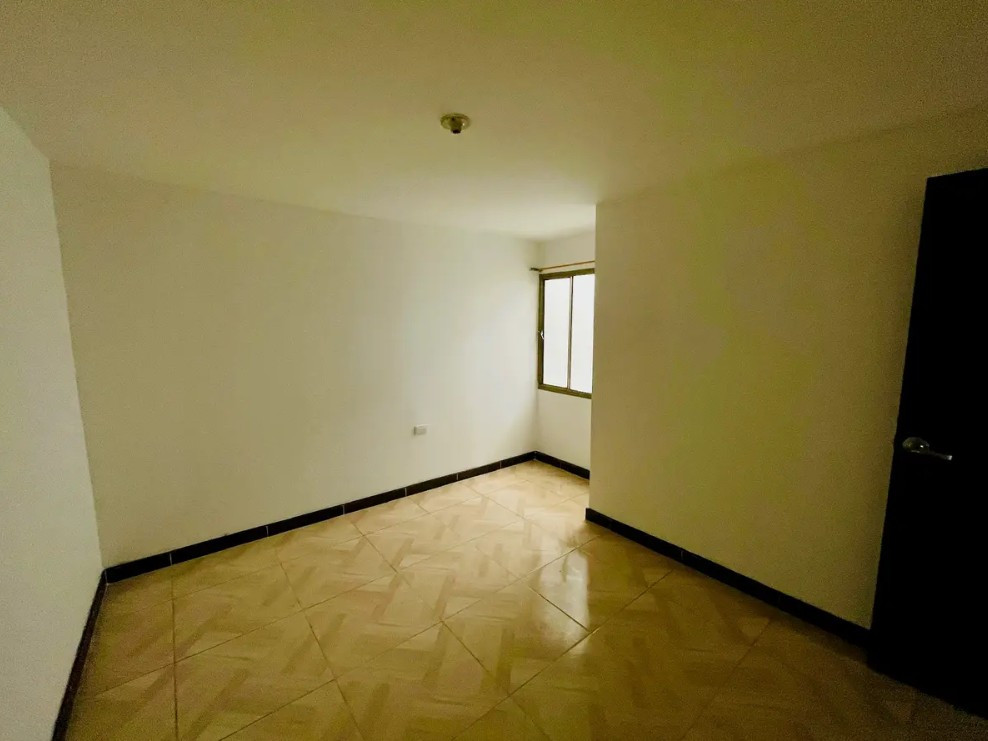 Casa en venta en Nueva Roma, Bogotá · foto 8 de 21