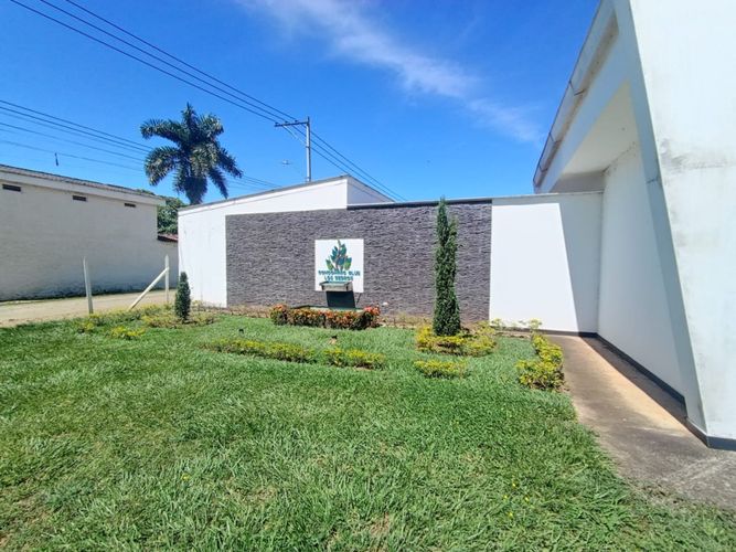 Lote en venta en Potrerito, Jamundí, 345 m² · foto 2 de 16