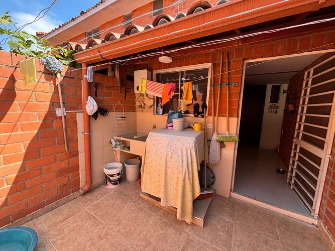 Casa de 3 alcobas en venta en Cinco Soles, Jamundí, 140 m² · foto 8 de 17