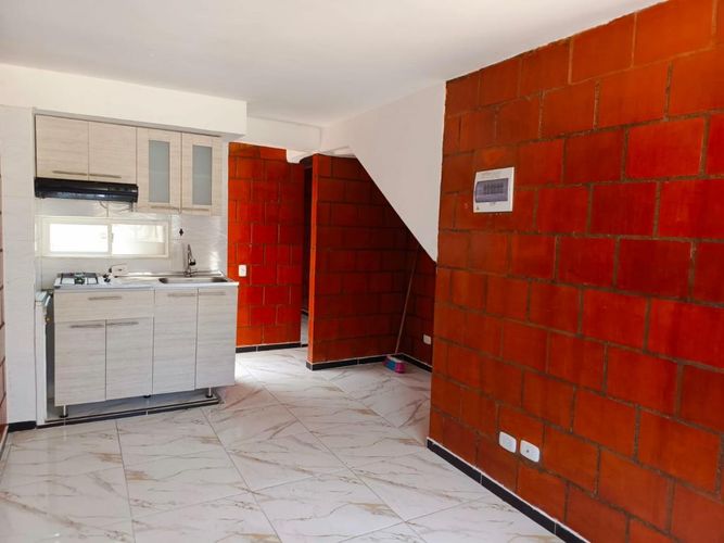 Casa de 2 alcobas en venta en Paisaje De Las Flores, Jamundí, 52 m² · foto 4 de 18