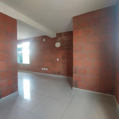 Casa en venta en Alameda, Cali · foto 8 de 24