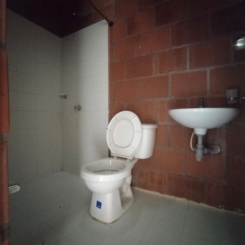 Casa en venta en Alameda, Cali · foto 17 de 24