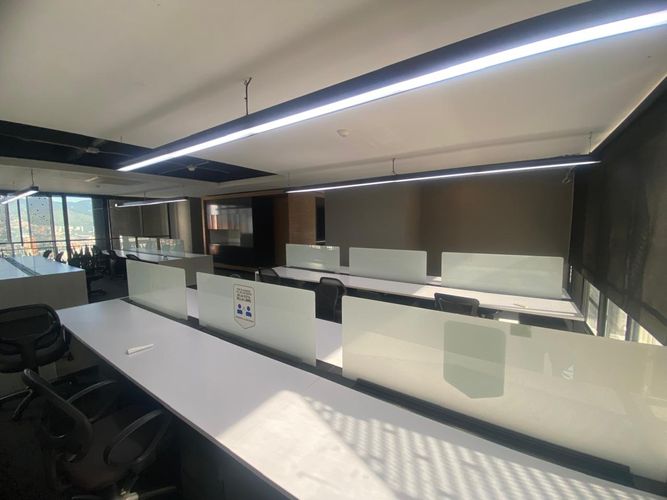 Oficina en arriendo en El Poblado, Medellín, 420 m² · foto 4 de 20