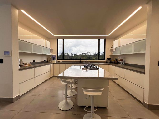 Casa de 4 alcobas en arriendo en Guarne, 650 m² · foto 5 de 18
