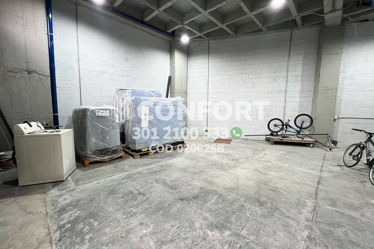 Bodega en arriendo en Trinidad, Medellín, 100 m² · foto 5 de 7