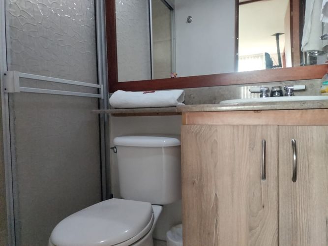 Apartamento de 2 alcobas en arriendo en El Poblado, Medellín, 78 m² · foto 14 de 15
