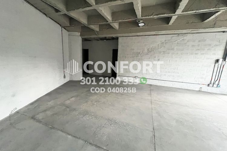 Bodega en arriendo en Trinidad, Medellín, 90 m² · foto 3 de 9