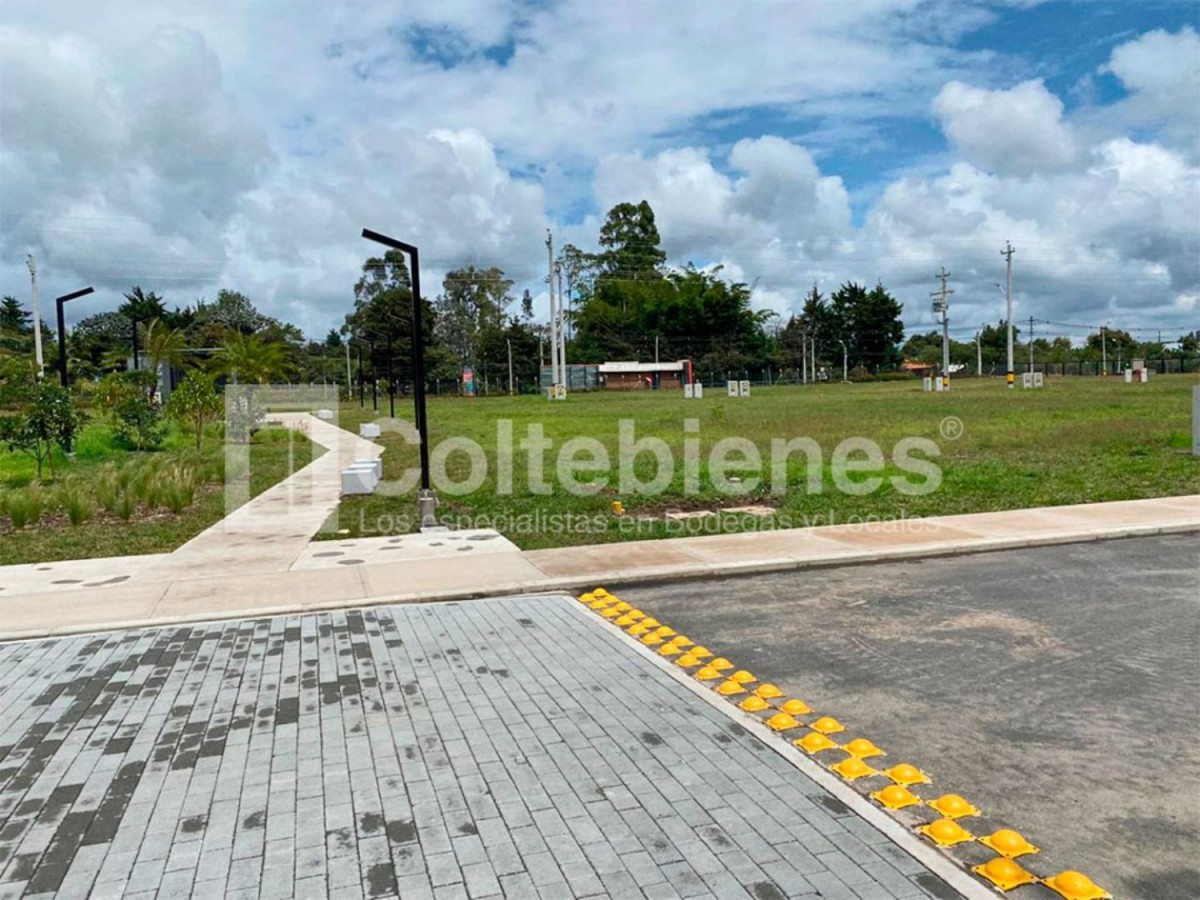 Land in Aeropuerto for Sale