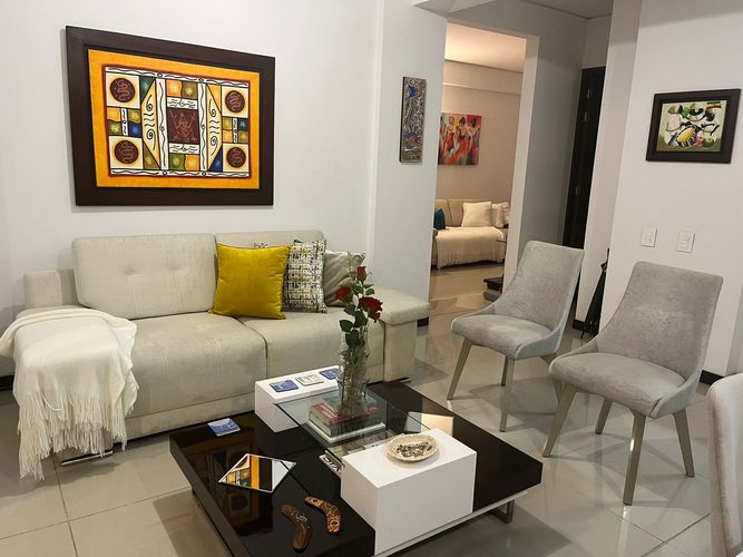 Apartamento de 3 alcobas en venta en Ciudad Jardin, Cali, 152 m² · foto 2 de 19