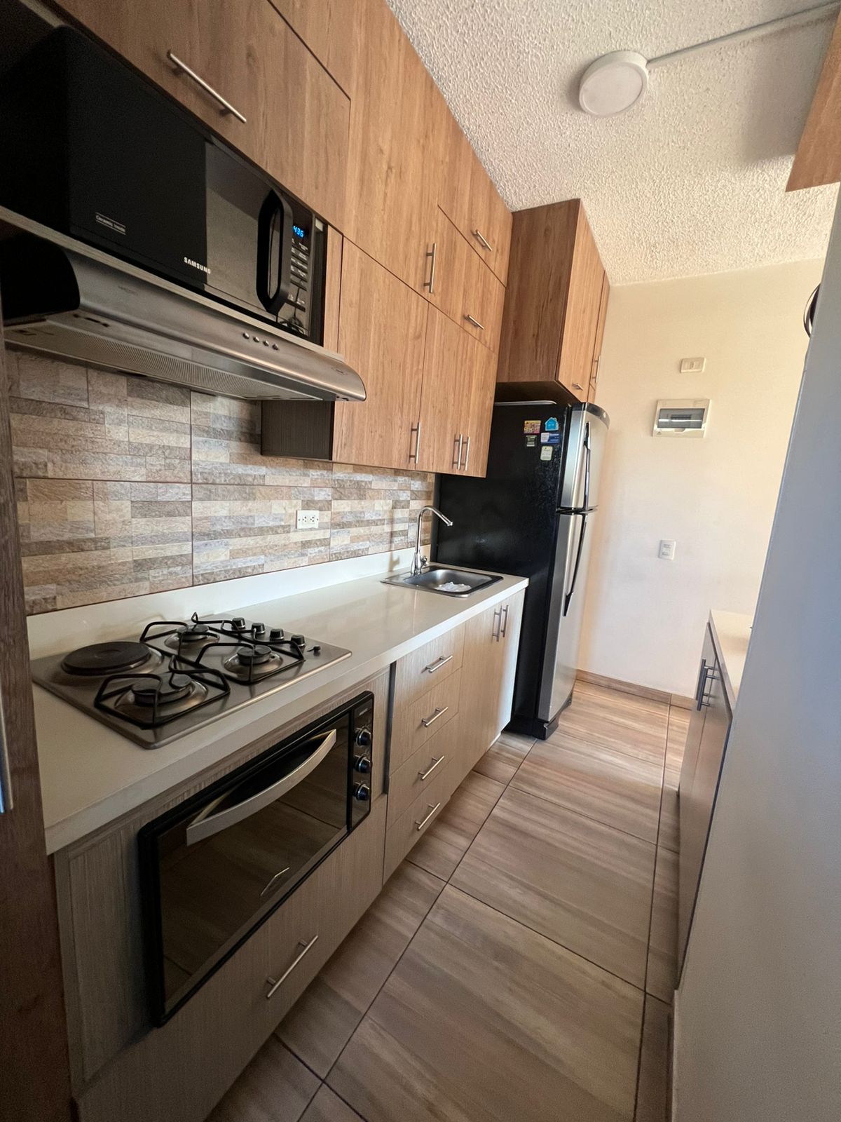 Apartamento en venta en El Carmelo Ii, Sabaneta · foto 7 de 24