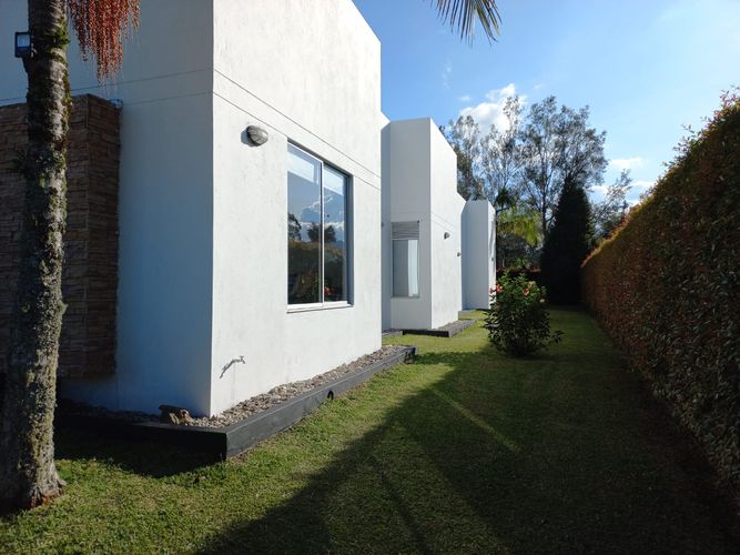 Casa de 4 alcobas en venta en El Porvenir, Rionegro, 350 m² · foto 10 de 24