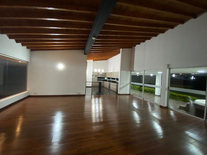Casa de 4 alcobas en venta en El Porvenir, Rionegro, 350 m² · foto 18 de 24