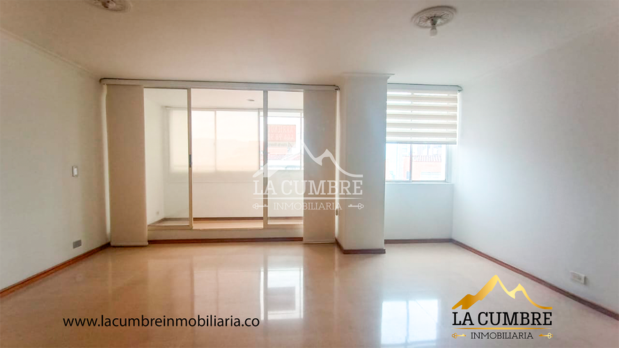 Apartamento de 3 alcobas en arriendo en Castropol, Medellín, 125 m² · foto 2 de 8