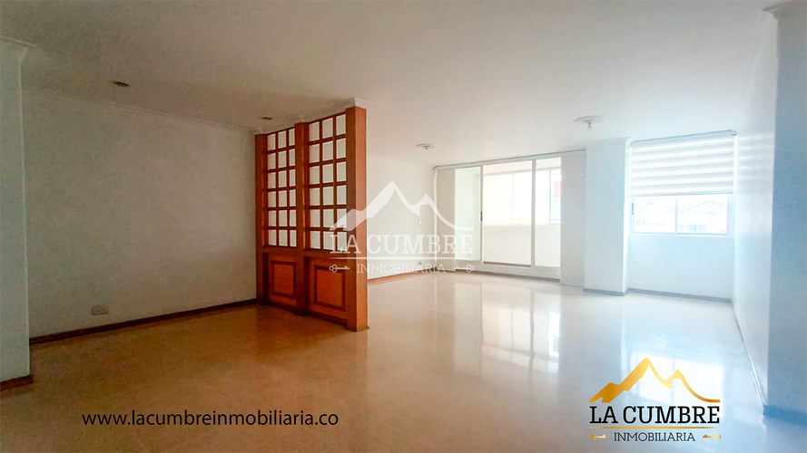 Apartamento de 3 alcobas en arriendo en Castropol, Medellín, 125 m² · foto 3 de 8