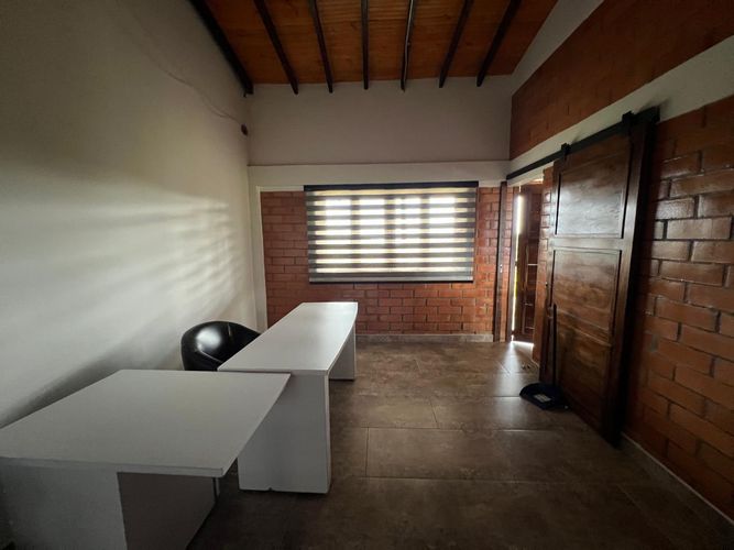Finca en venta en Tribunas Corcega, Pereira, 300 m² · foto 11 de 24