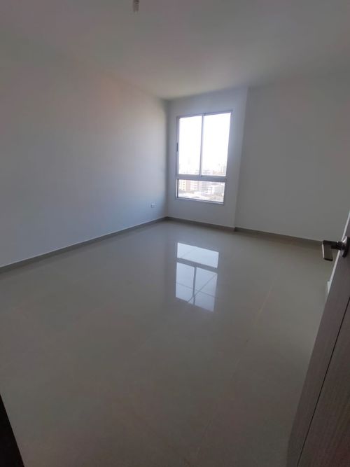 Apartamento de 4 alcobas en arriendo en Granadillo, Barranquilla, 112 m² · foto 3 de 21