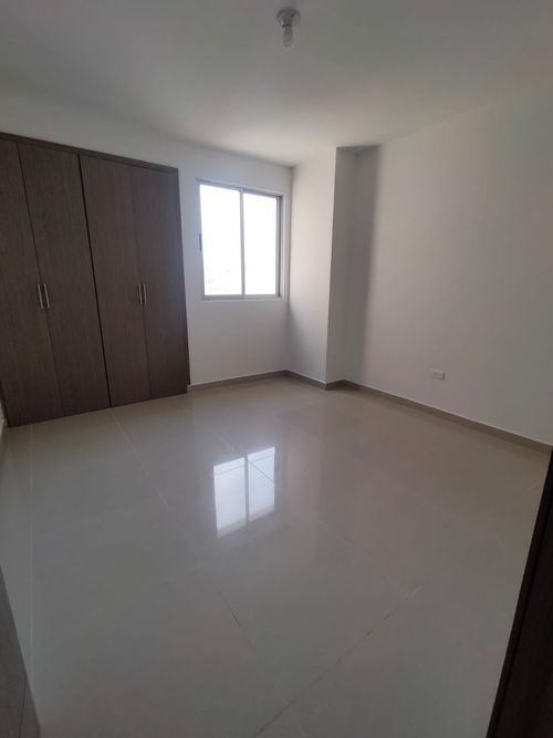 Apartamento de 4 alcobas en arriendo en Granadillo, Barranquilla, 112 m² · foto 5 de 21