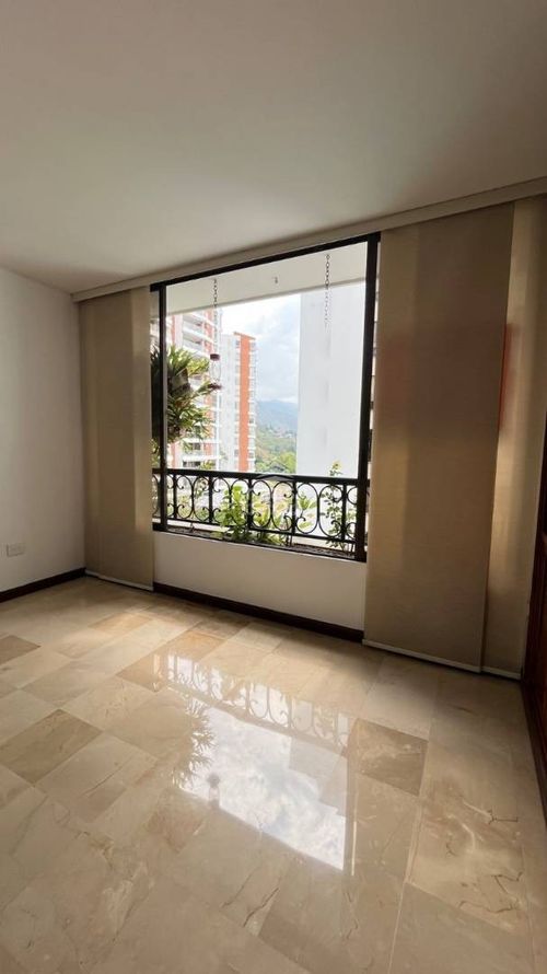Apartamento en venta en Bellavista, Cali · foto 5 de 24