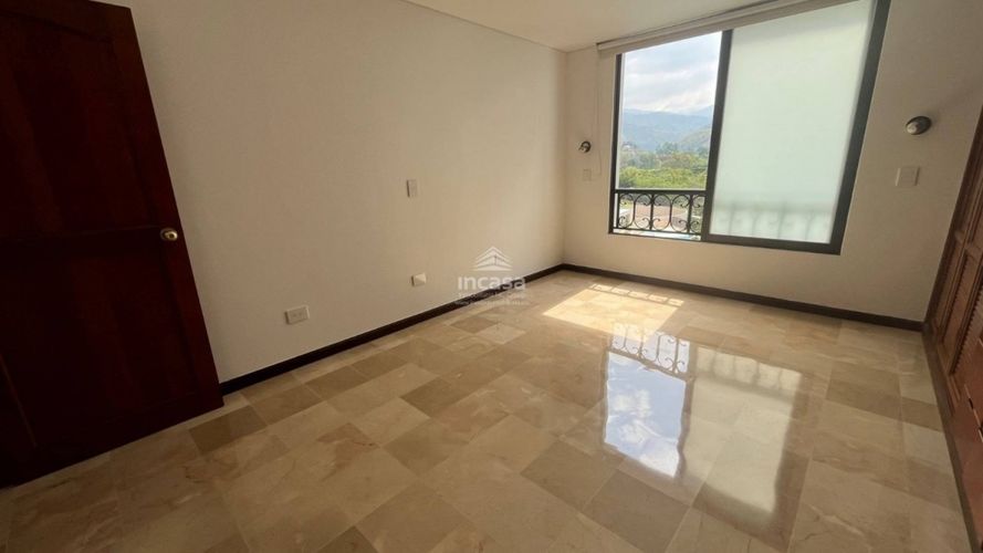 Apartamento en venta en Bellavista, Cali · foto 6 de 24