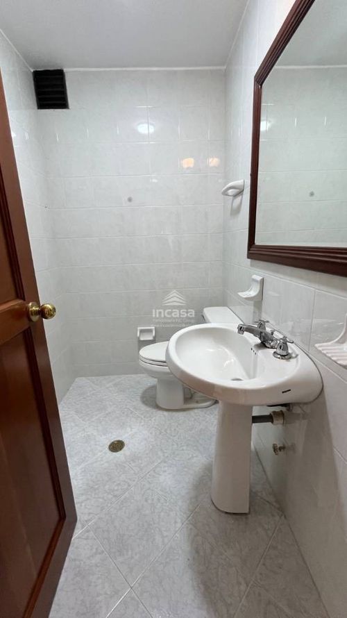 Apartamento en venta en Bellavista, Cali · foto 8 de 24