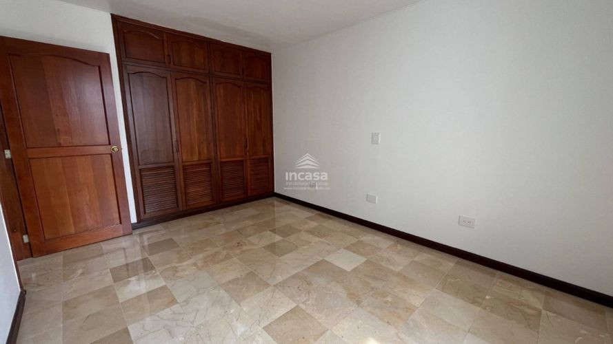 Apartamento en venta en Bellavista, Cali · foto 10 de 24