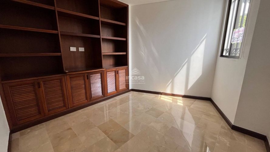 Apartamento en venta en Bellavista, Cali · foto 18 de 24