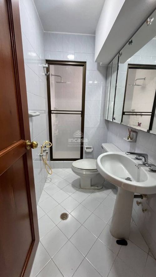 Apartamento en venta en Bellavista, Cali · foto 19 de 24