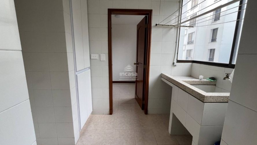Apartamento en venta en Bellavista, Cali · foto 23 de 24