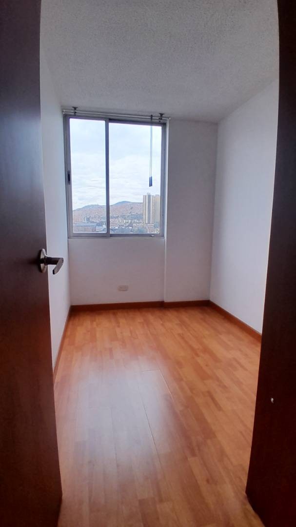 Apartamento en venta en Madelena, Bogotá · foto 17 de 24