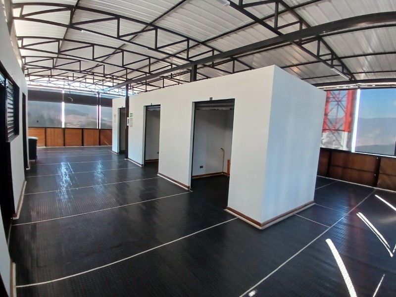 Apartamento en arriendo en Manrique Oriental, Medellín · foto 13 de 23