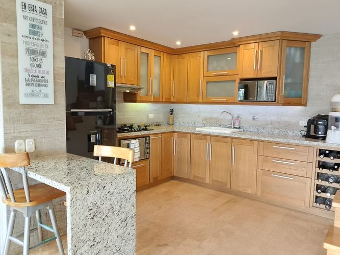 Casa de 3 alcobas en venta en Santa Ana, Rionegro, 174 m² · foto 2 de 15