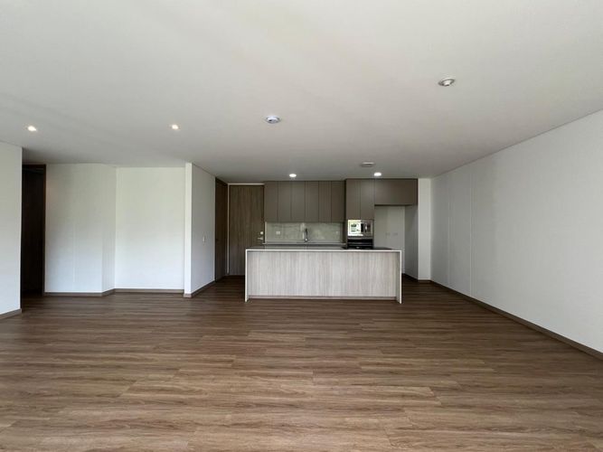 Apartamento de 2 alcobas en arriendo en Sajonia, Rionegro, 120 m² · foto 4 de 15