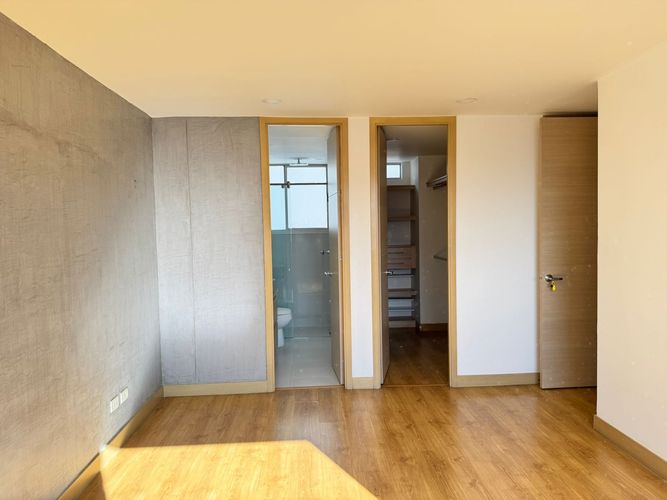 Apartamento de 3 alcobas en arriendo en El Poblado, Medellín, 135 m² · foto 11 de 16