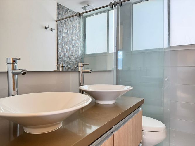 Apartamento de 3 alcobas en arriendo en El Poblado, Medellín, 135 m² · foto 16 de 16