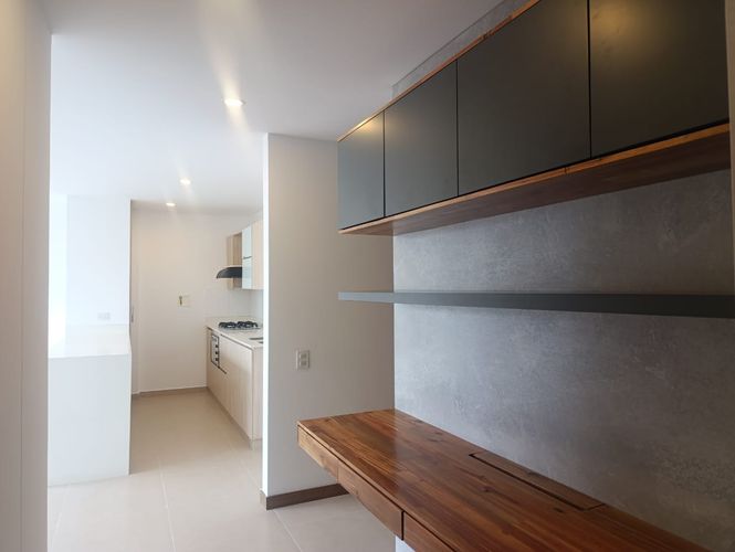 Apartamento de 2 alcobas en arriendo en El Poblado, Medellín, 85 m² · foto 10 de 20