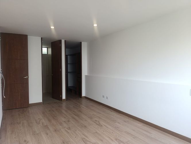 Apartamento de 2 alcobas en arriendo en El Poblado, Medellín, 85 m² · foto 13 de 20