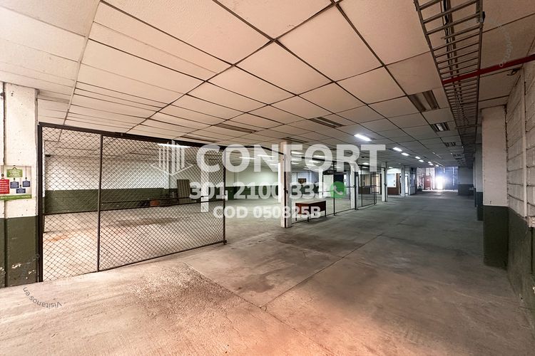 Bodega en arriendo en Santa Cruz, Itagüí, 2118 m² · foto 17 de 24