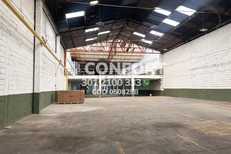 Bodega en arriendo en Santa Cruz, Itagüí, 2118 m² · foto 18 de 24