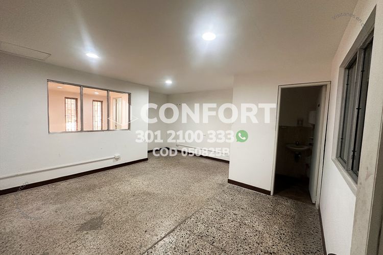 Bodega en arriendo en Santa Cruz, Itagüí, 2118 m² · foto 21 de 24