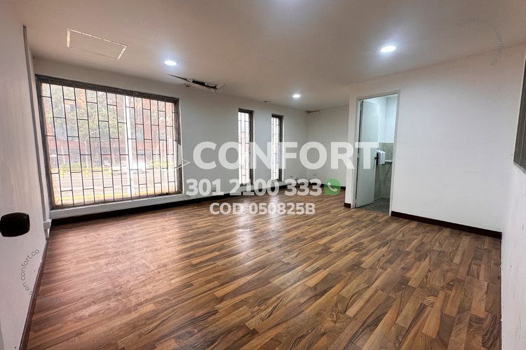 Bodega en arriendo en Santa Cruz, Itagüí, 2118 m² · foto 23 de 24
