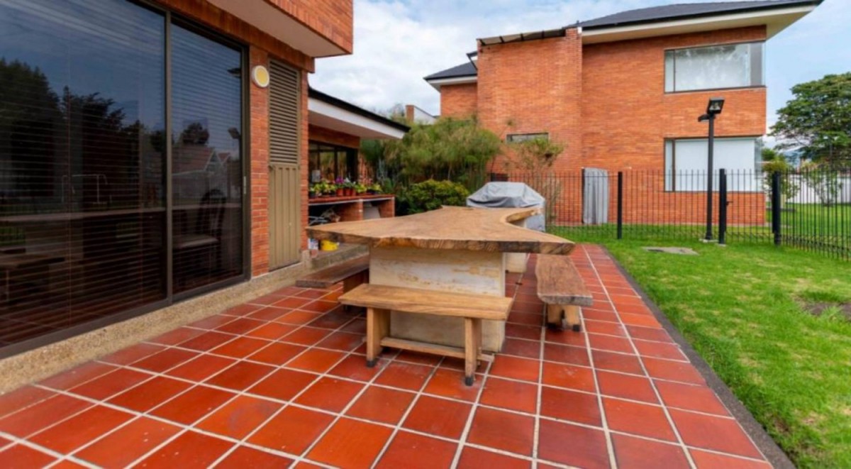 Casa en venta en Guaymaral, Bogotá · foto 4 de 24