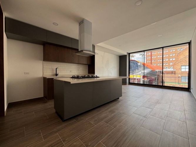 Apartamento de 2 alcobas en venta en Santa Paula, Bogotá, 78 m² · foto 4 de 15