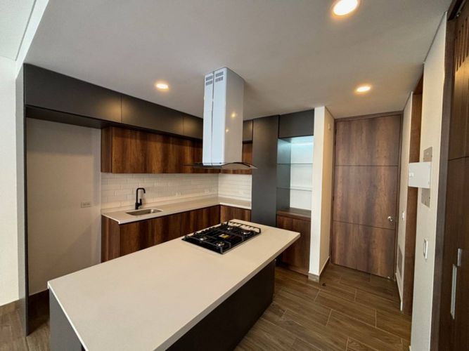 Apartamento en venta en Santa Paula, Bogotá · foto 4 de 16